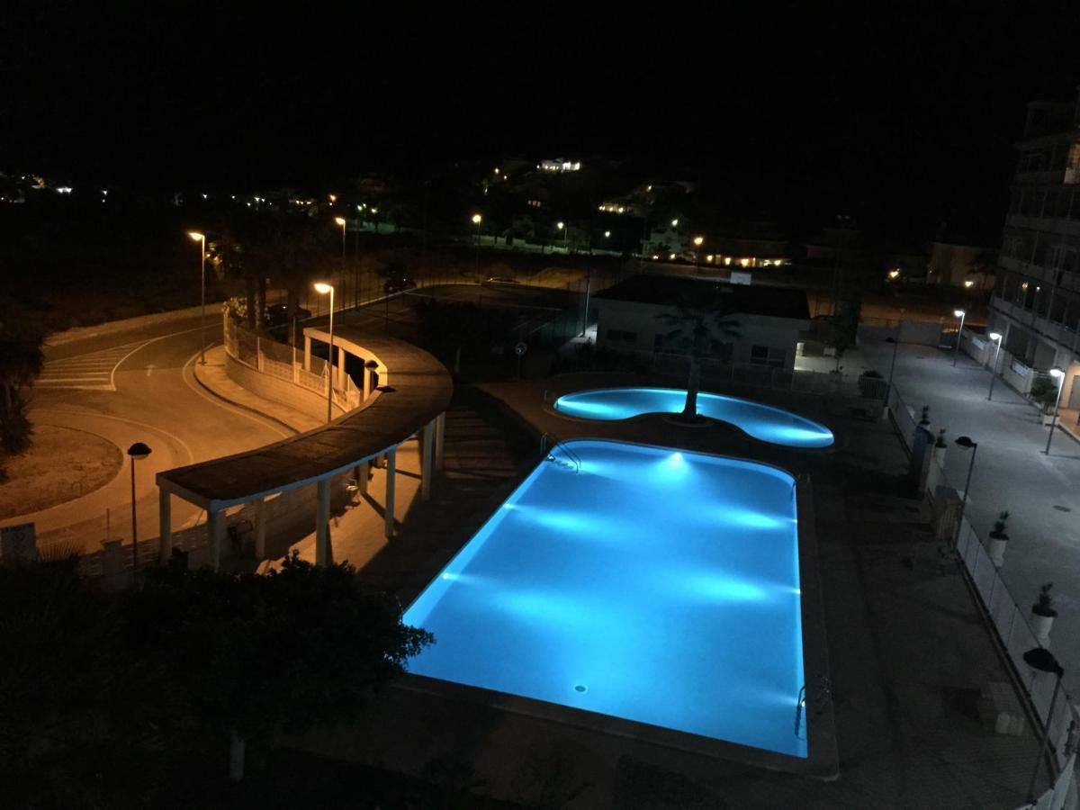 2 Dorm.A/A.Vista Mar.Wifi.Gym.Sauna.Terraza.Parking. เอลกัมเปโญ ภายนอก รูปภาพ