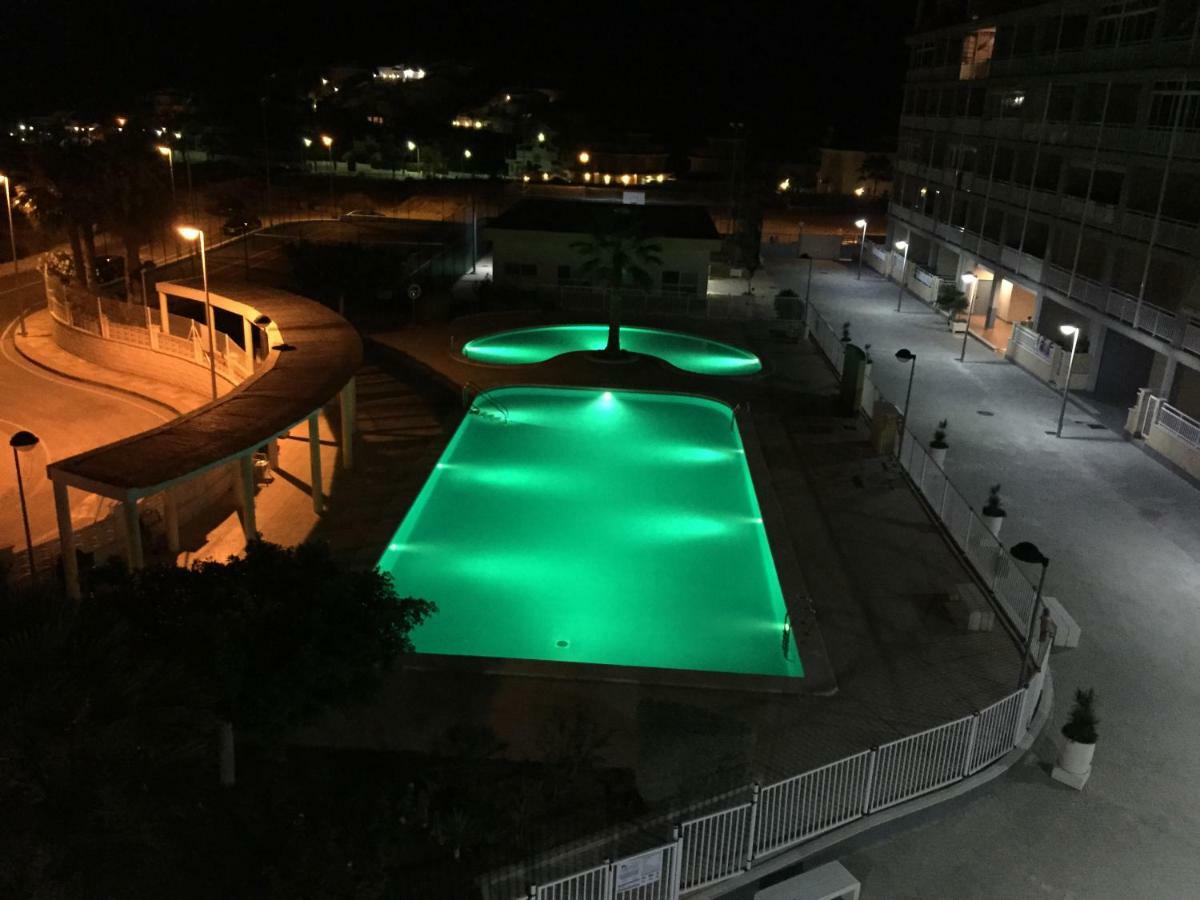 2 Dorm.A/A.Vista Mar.Wifi.Gym.Sauna.Terraza.Parking. เอลกัมเปโญ ภายนอก รูปภาพ